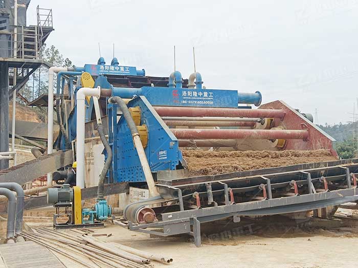 山東用戶咨詢細(xì)砂回收機(jī)是怎樣回收細(xì)砂的?